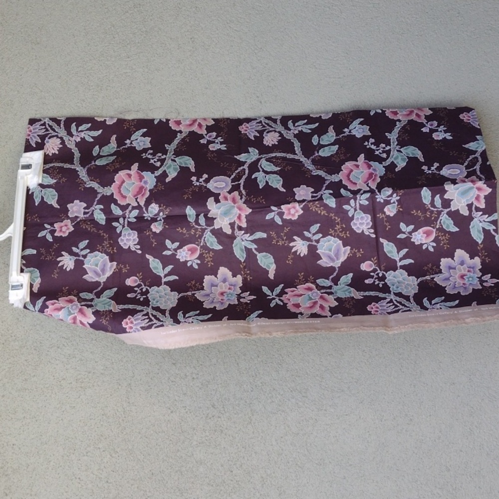90s Linden Street Gallery York Purple Floral Chintz Remnant 21" x 2 Yards - Picture 4 of 9